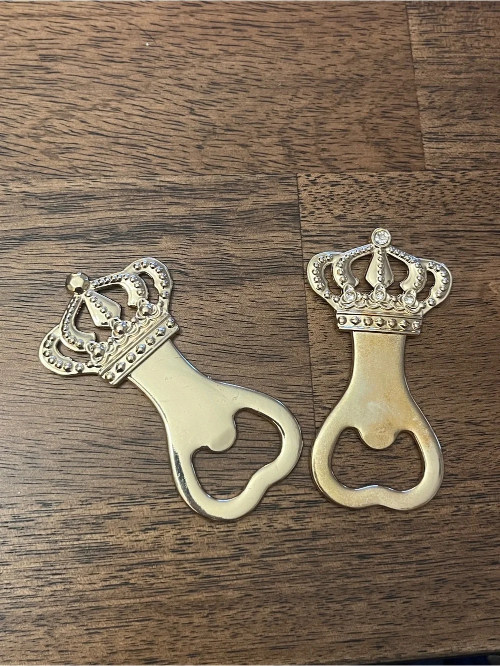 Gold Crown-Shaped  Bottle Opener Accessory